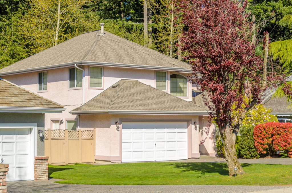 detached garage